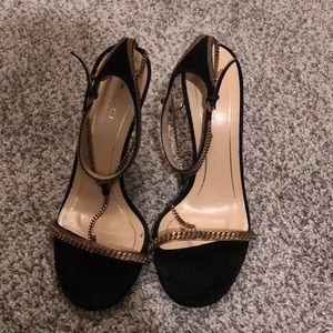 Gucci heel